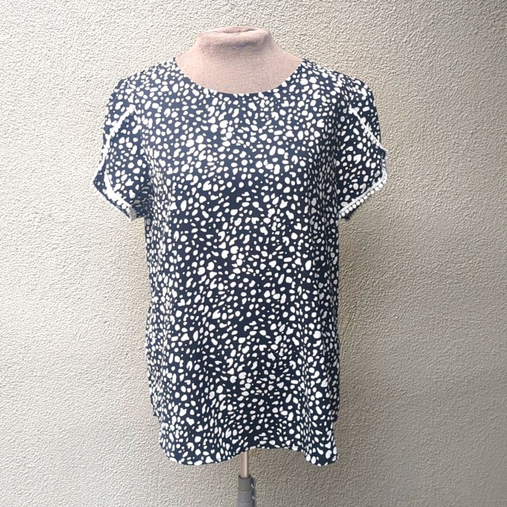 Fashion Top Large Sleeveless  Crochet Sleeve Blouse Ditzy Print